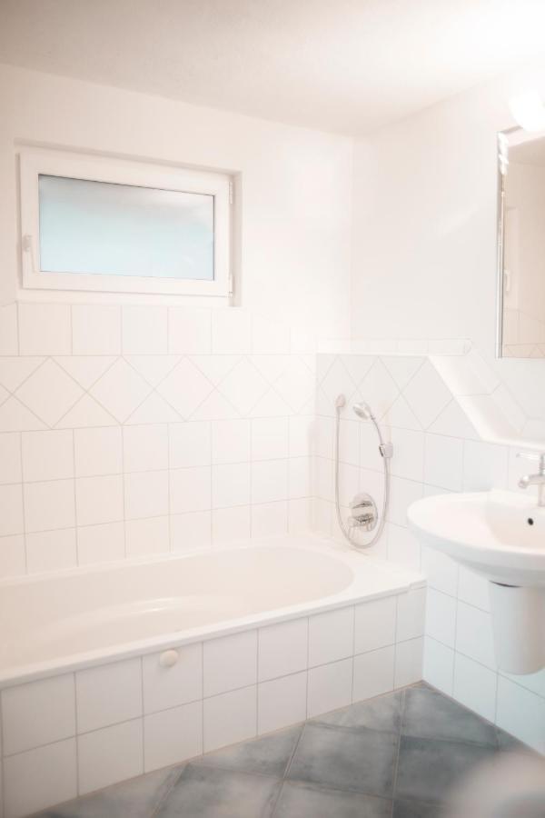 Bed & Breakfast Unter Den Linden Hungen Eksteriør bilde